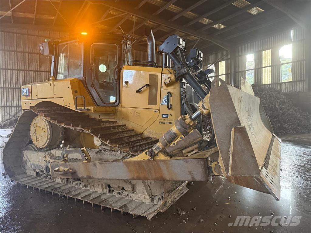 CAT D6LGP بلدوزرات مجنزرة