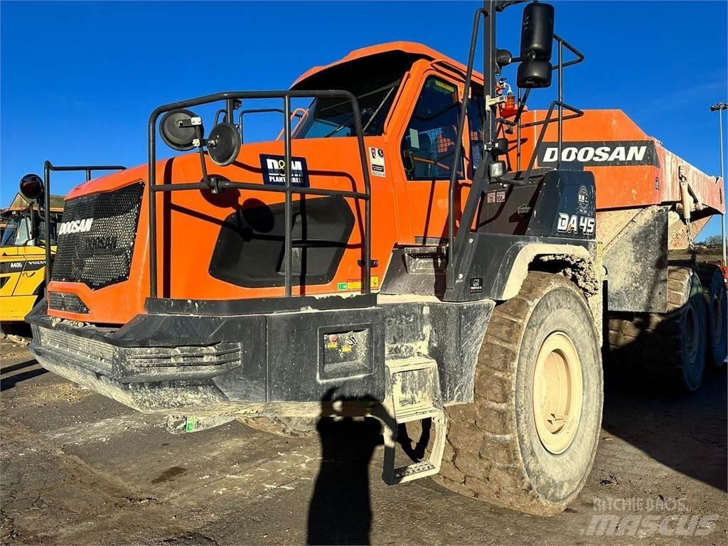 Doosan DA45 ساحبات مفصلية