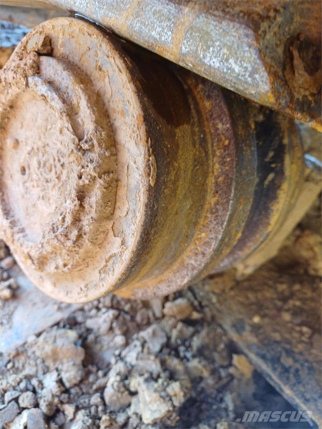 Hitachi ZX350LC-7 حفارات زحافة