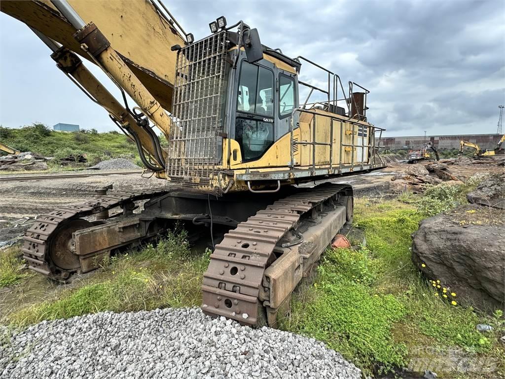 Komatsu PC750LC-7K حفارات زحافة