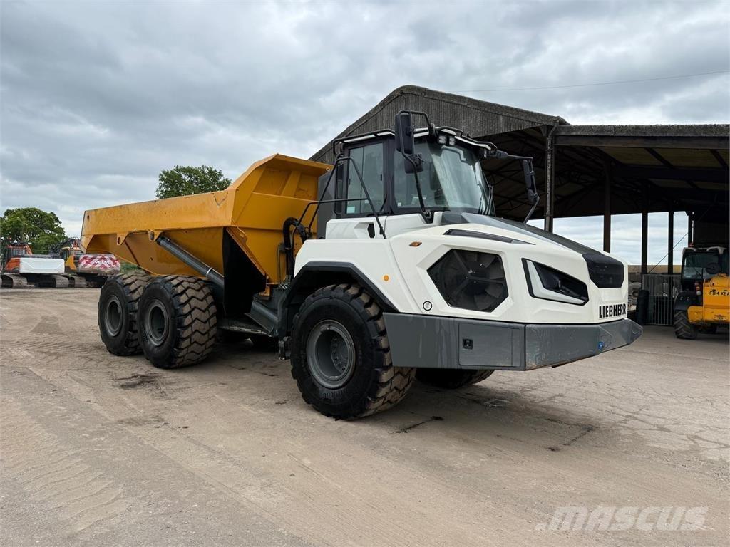 Liebherr TA230 ساحبات مفصلية