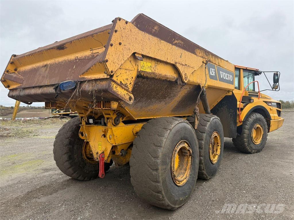 Volvo A25G ساحبات مفصلية