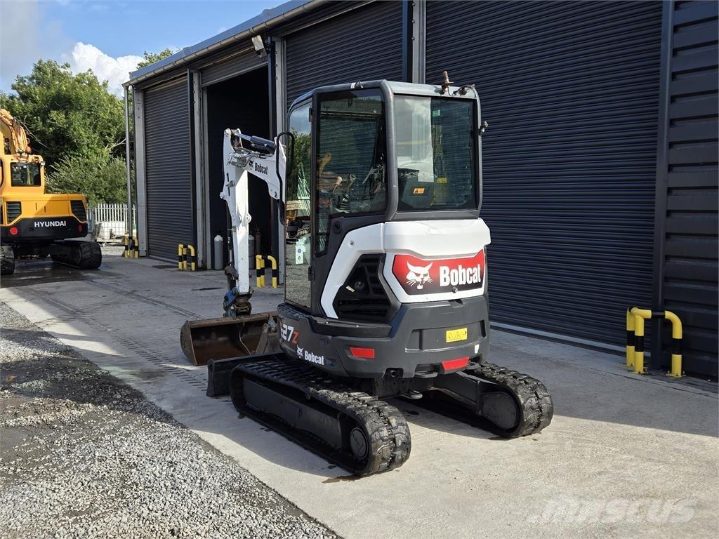 Bobcat E27 حفارات صغيرة أقل من 7 طن (حفارات صغيرة)