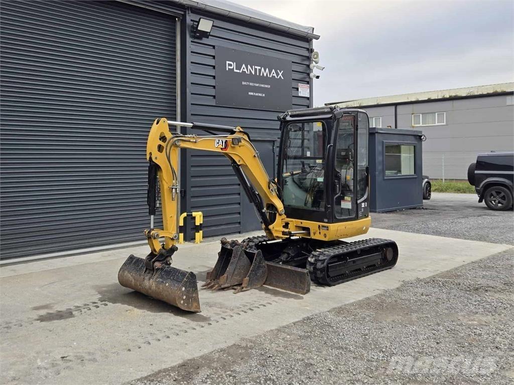 CAT 302.7 حفارات صغيرة أقل من 7 طن (حفارات صغيرة)