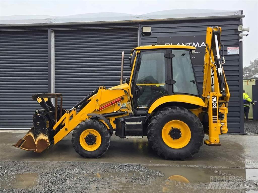 JCB 3CX لوادر ذات جرافات عكسية