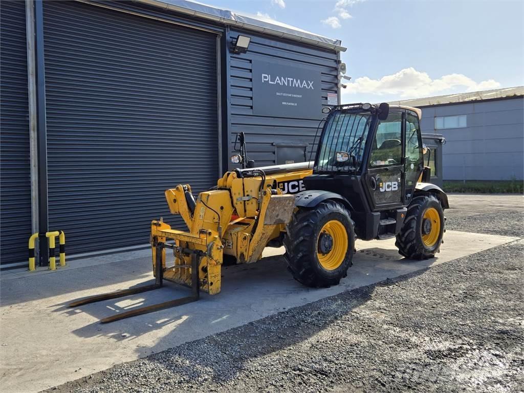 JCB 532-120 مناولات متداخلة
