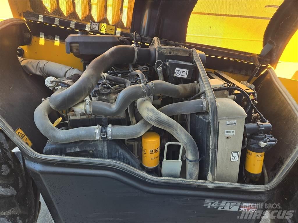 JCB 540-200 مناولات متداخلة