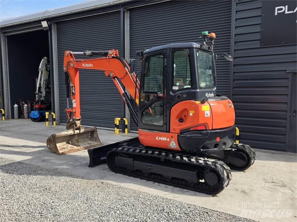 Kubota U48-4 حفارات صغيرة أقل من 7 طن (حفارات صغيرة)