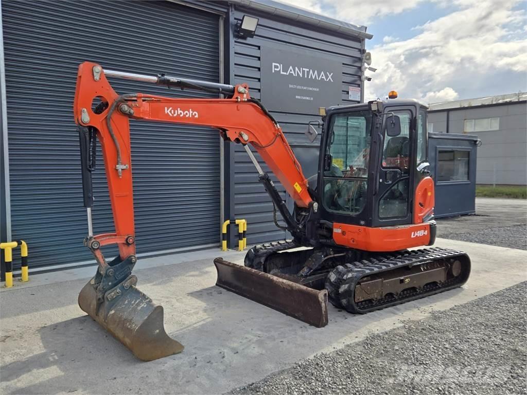 Kubota U48-4 حفارات وسط 7 طن - 12 طن