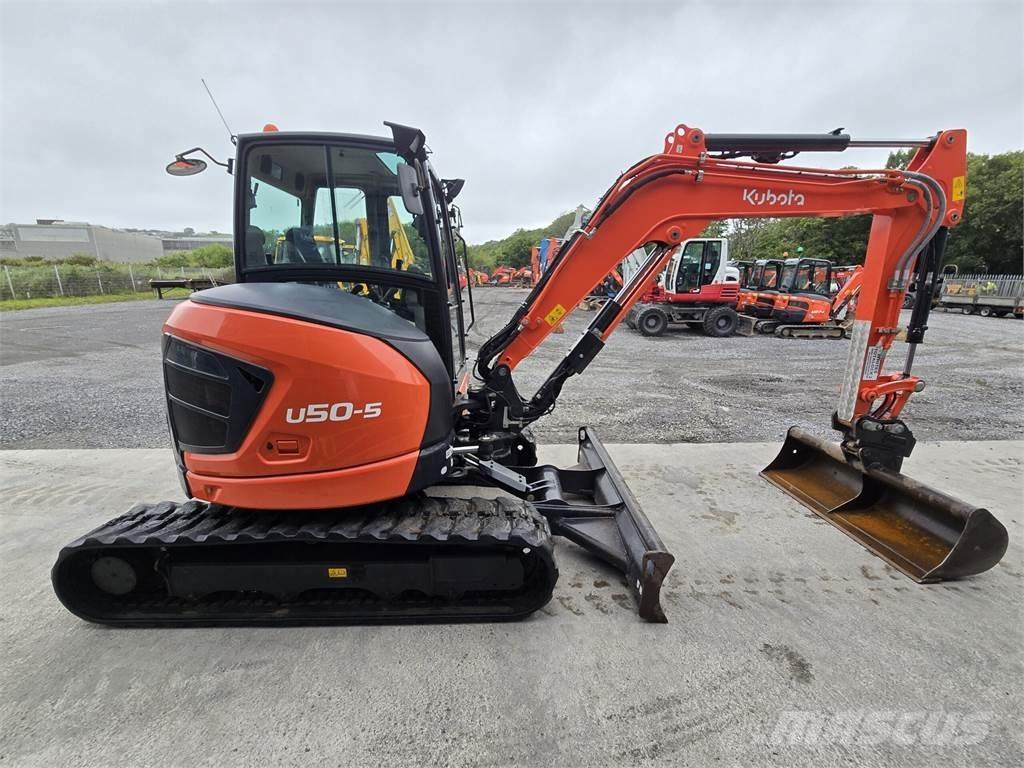 Kubota U50-5 حفارات وسط 7 طن - 12 طن