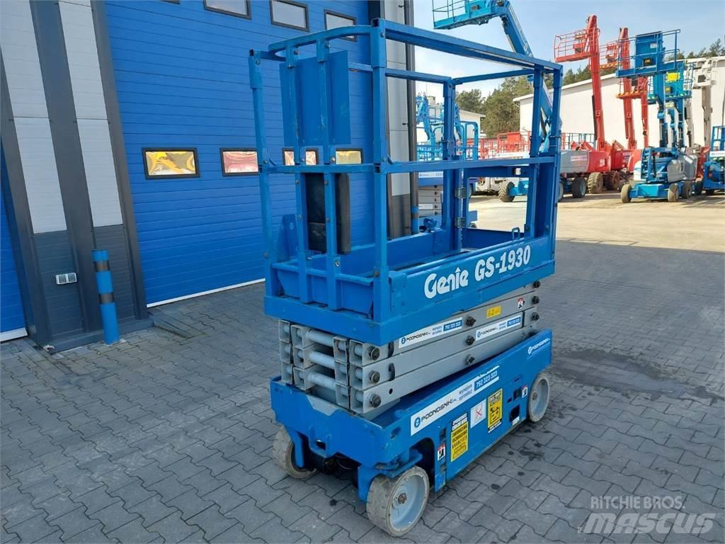 Genie GS-1930 رافعات مقصية الشكل