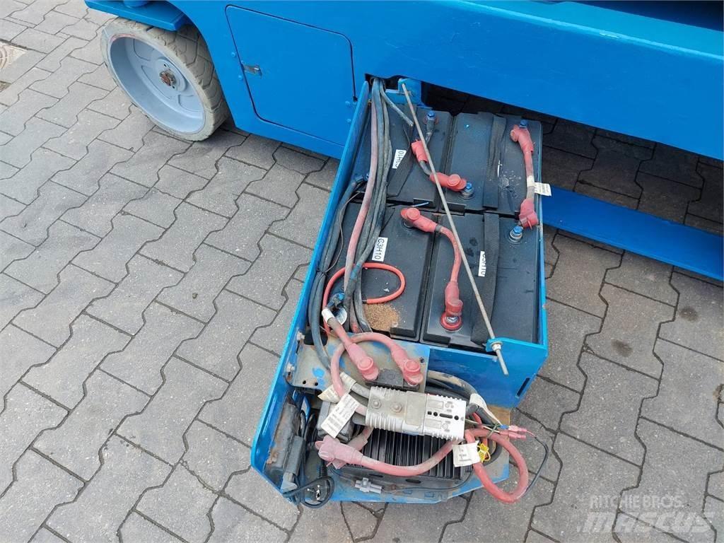 Genie GS-3246 رافعات مقصية الشكل