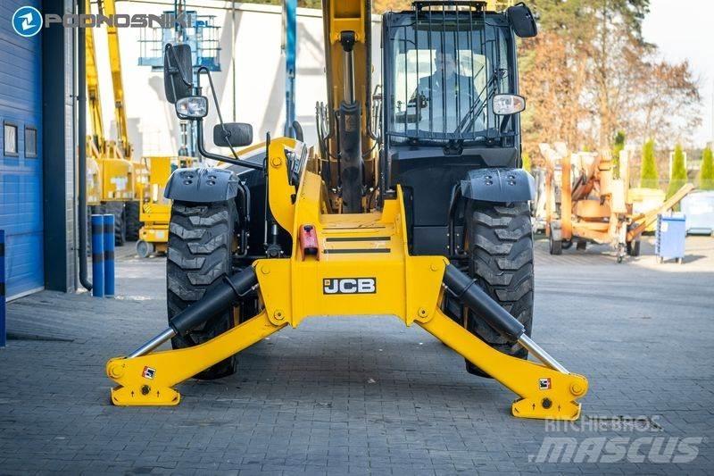 JCB 535-125 مناولات متداخلة