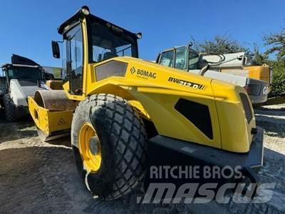 Bomag BW212D-5 أخرى