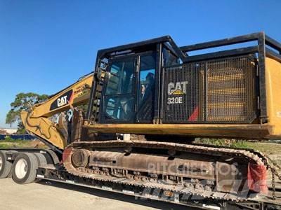 CAT 320EL حفارات زحافة