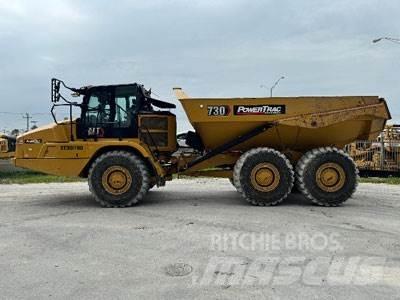 CAT 730-04 ساحبات مفصلية