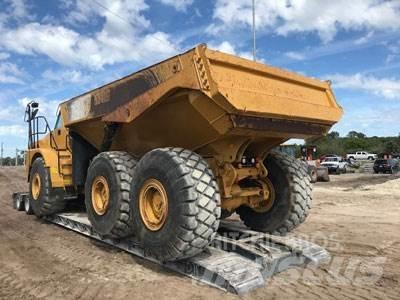 CAT 745C ساحبات مفصلية