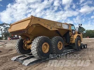 CAT 745C ساحبات مفصلية