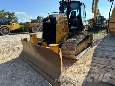 CAT D3K2 LGP بلدوزرات مجنزرة