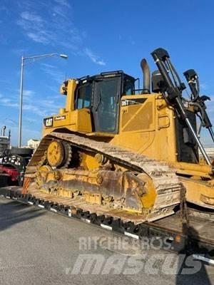 CAT D6T LGP VPAT بلدوزرات مجنزرة