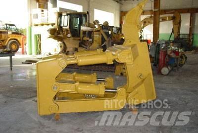 CAT D8T /D8R Ripper, S/S مكونات أخرى