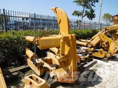 CAT D8T Ripper, S/S مكونات أخرى