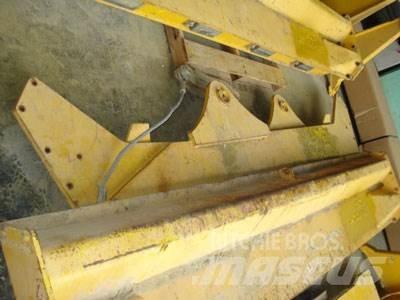 Volvo A40D Tailgate مكونات أخرى