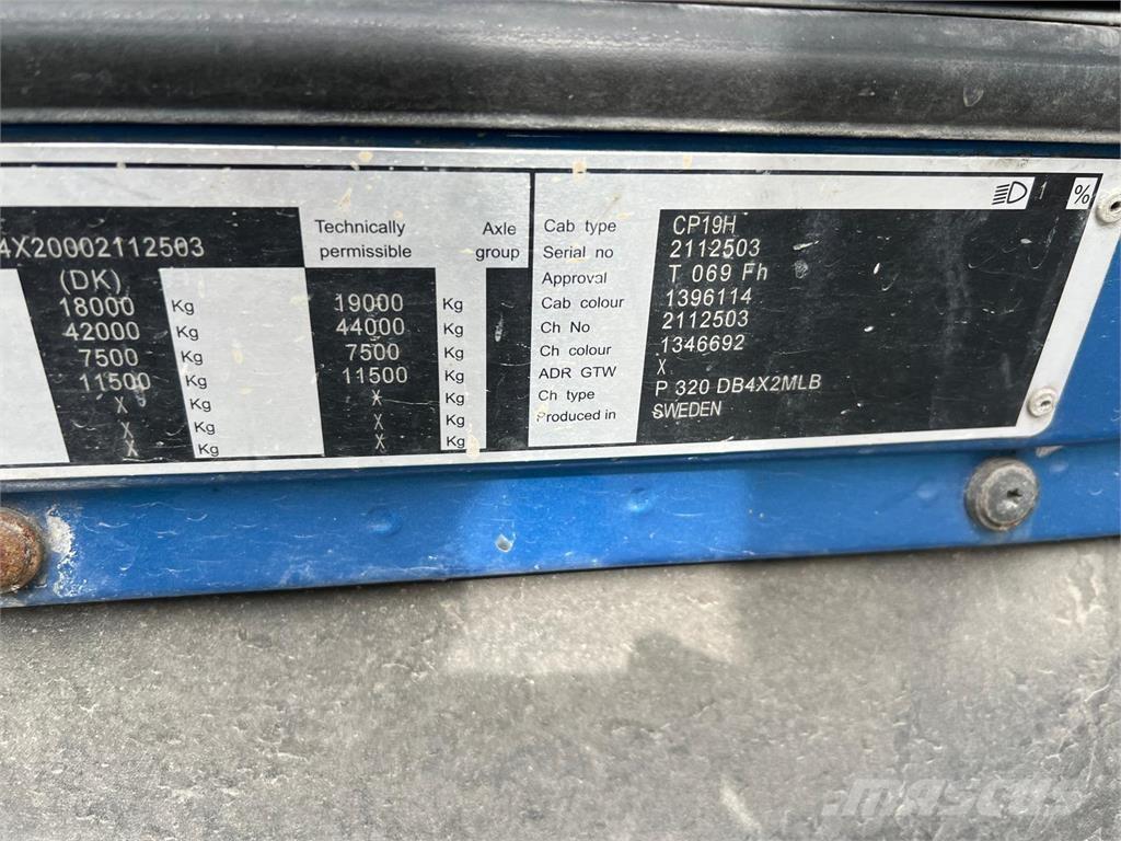 Scania P320 شاحنات ذات هيكل صندوقي