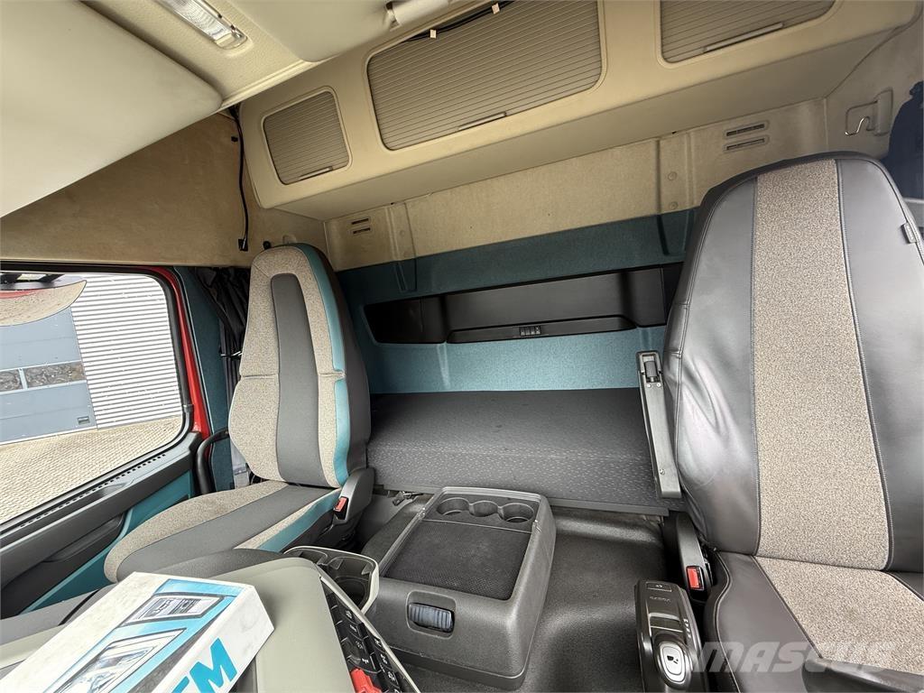 Volvo FM370 وحدات الجر