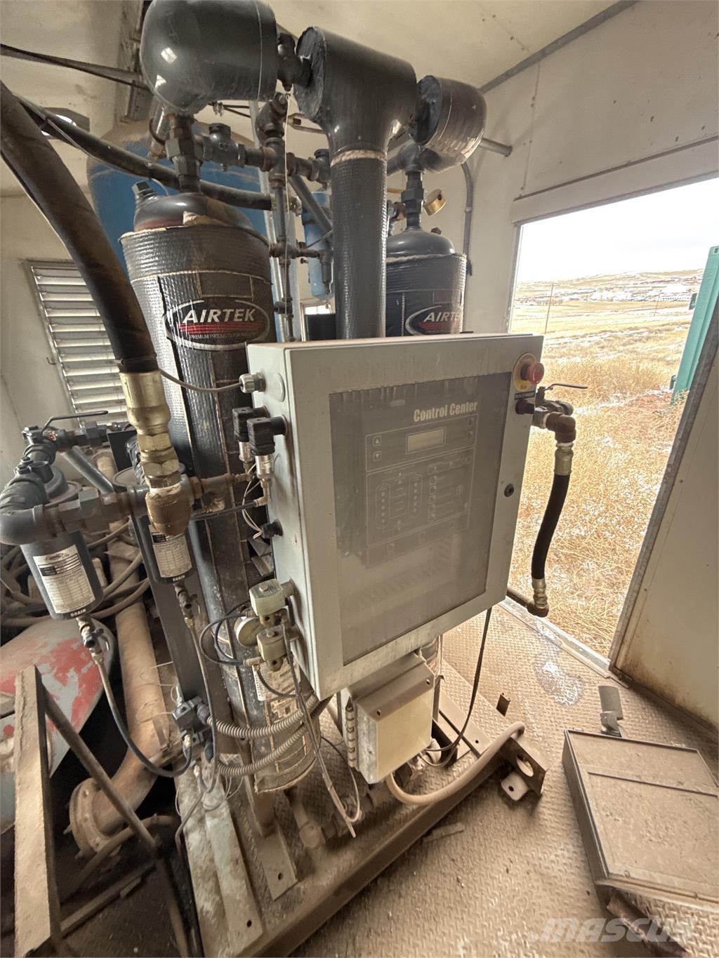 Quincy  معدات البناء - غير ذلك