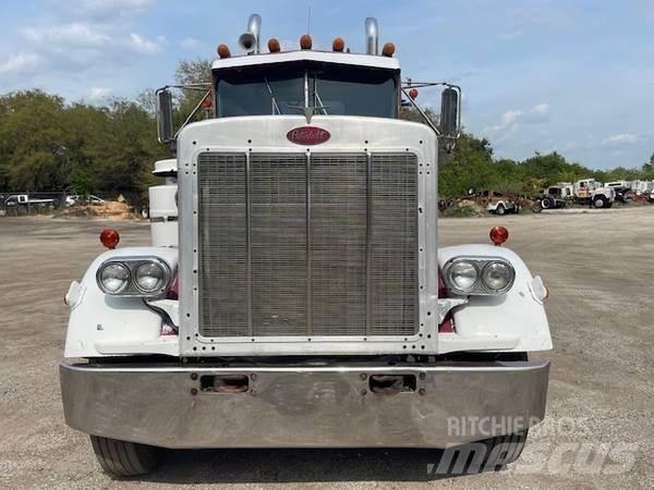 Peterbilt 359 مركبات إصلاح الأعطال