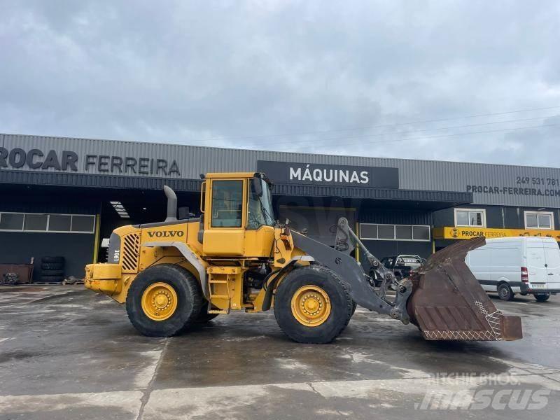 Volvo L 90 E لوادر بعجل