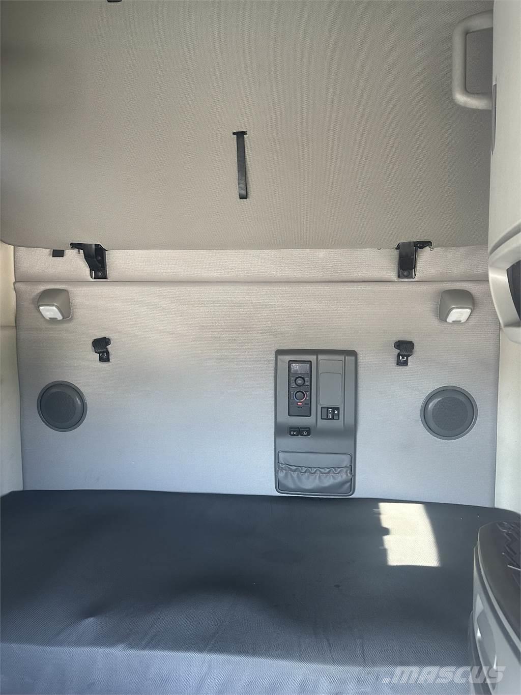 Volvo 760 وحدات الجر