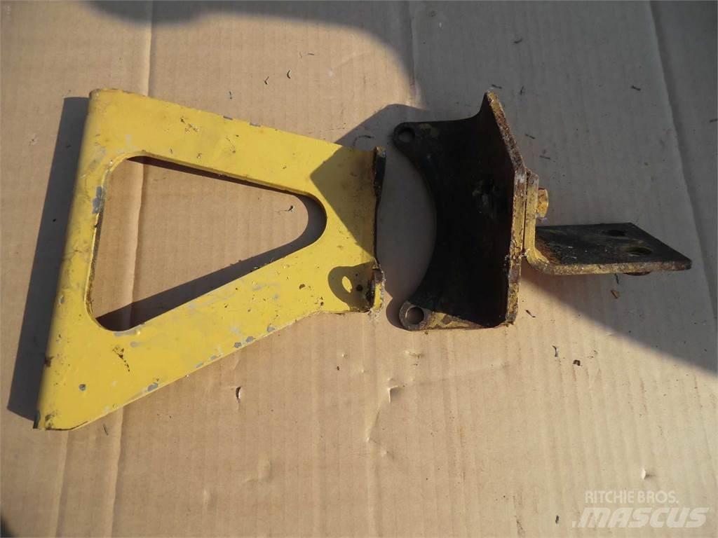 CAT 988F I الشاسيه والتعليق