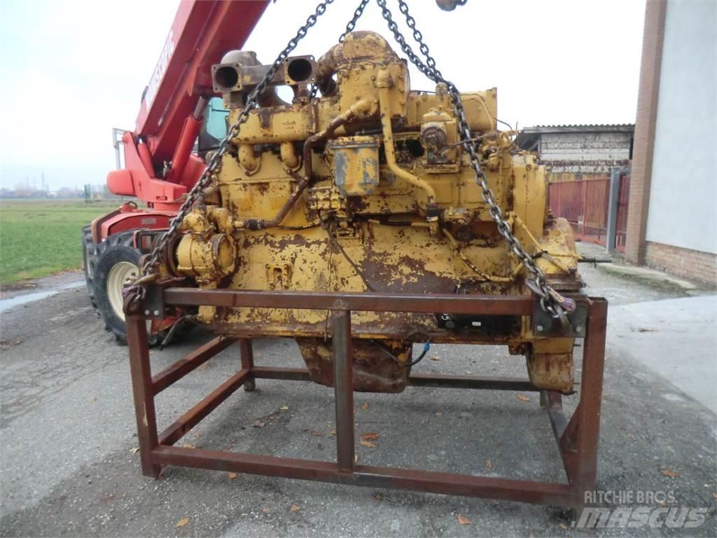 CAT D353 محركات