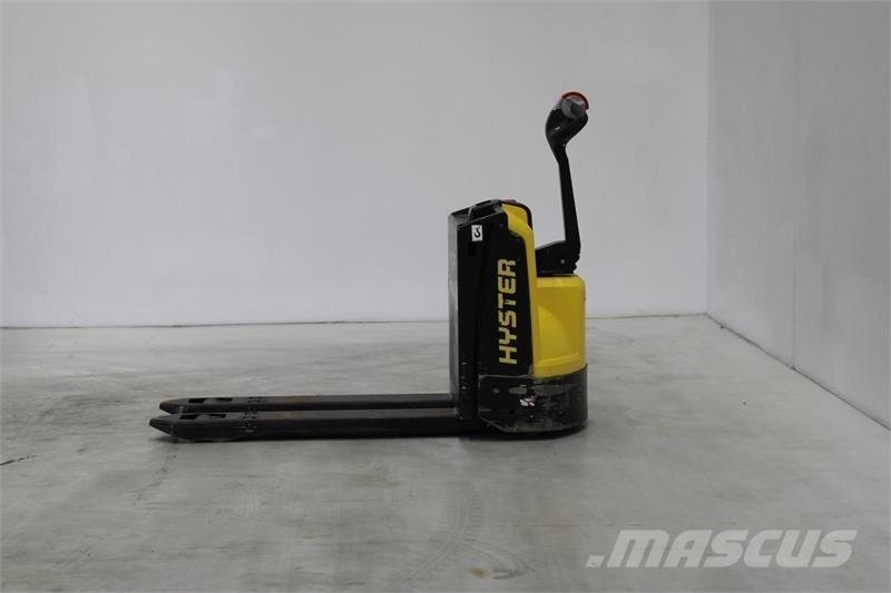 Hyster P1.6 معدات الرفع منخفض المستوى