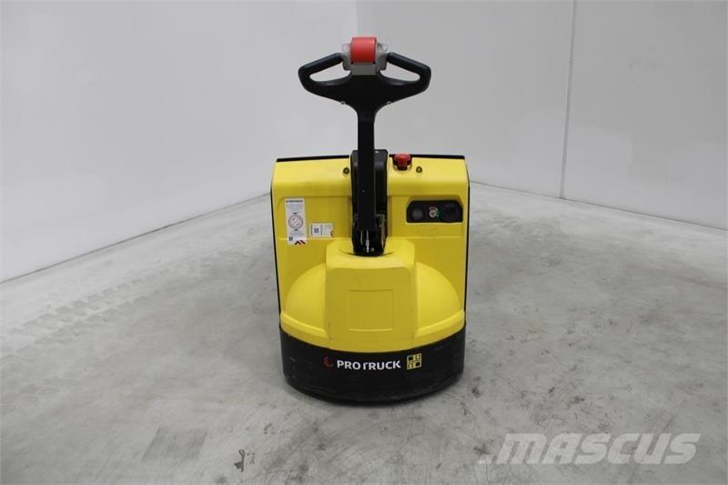 Hyster P1.6 معدات الرفع منخفض المستوى