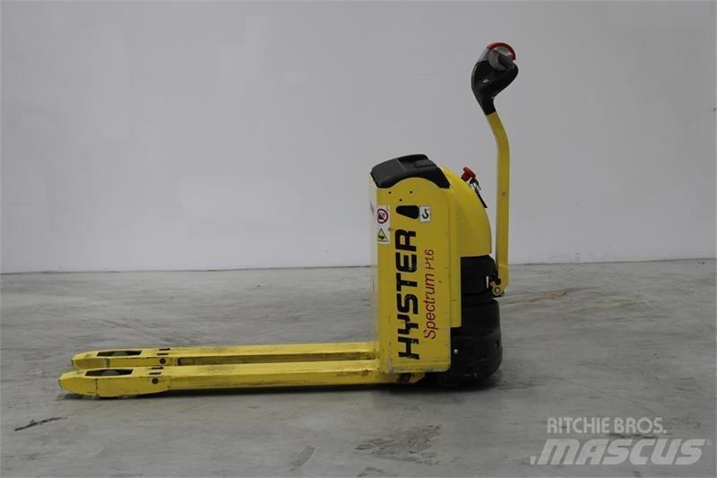 Hyster P1.6 معدات الرفع منخفض المستوى