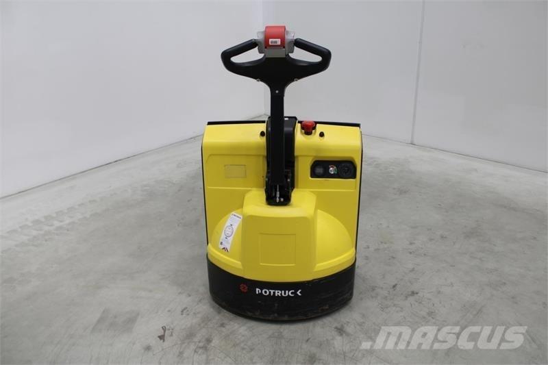 Hyster P1.6 معدات الرفع منخفض المستوى