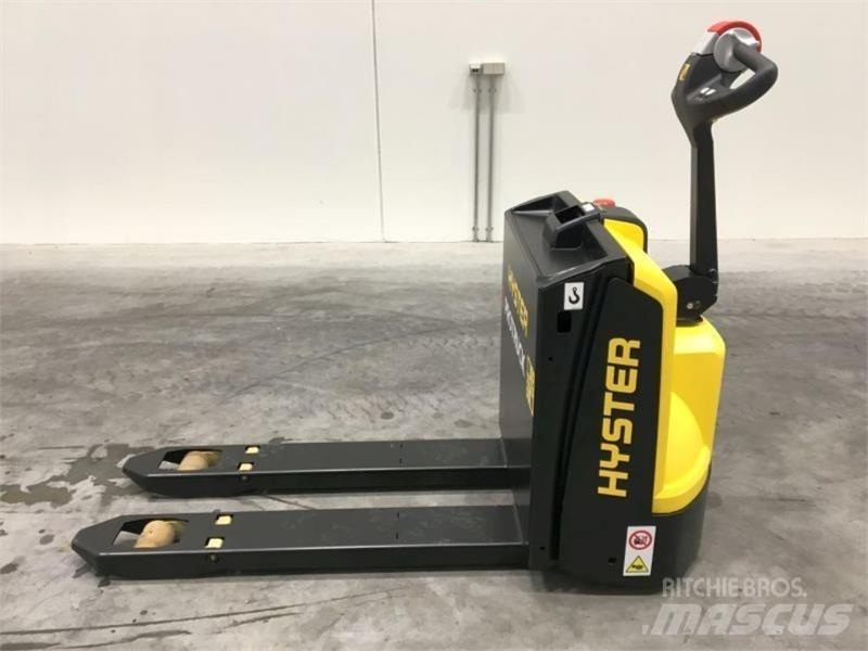 Hyster P1.6 معدات الرفع منخفض المستوى