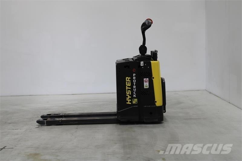 Hyster P2.0S رافعة منخفضة المستوى ذات منصة