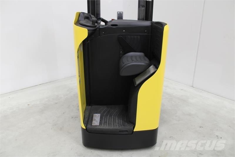 Hyster RS1.6 شاحنات مناولة ذاتية الدفع