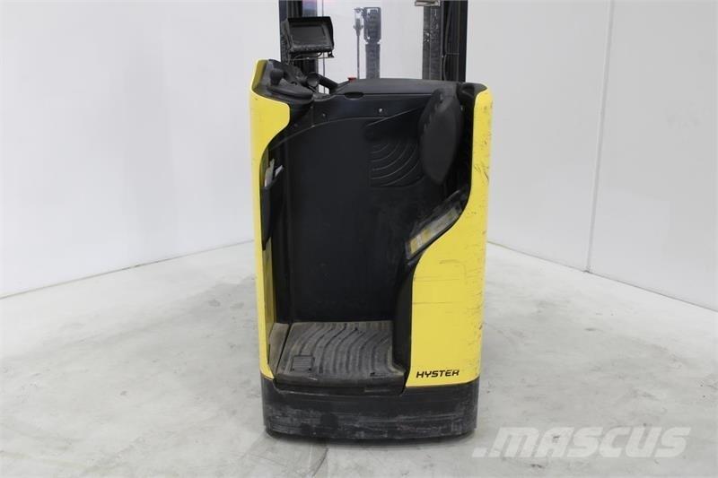Hyster RS1.6 شاحنات مناولة ذاتية الدفع