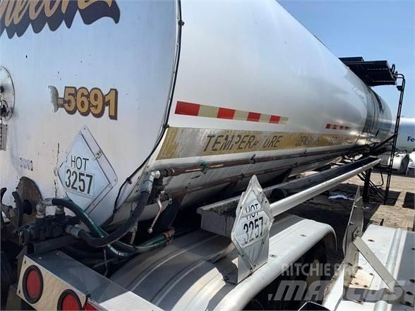 Etnyre STEEL 7,500 نصف مقطورات مقطورة 
