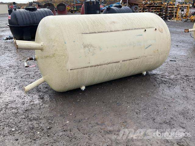  Tank مكونات أخرى