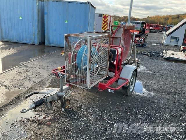  Winch المصاعد والرافعات المادية