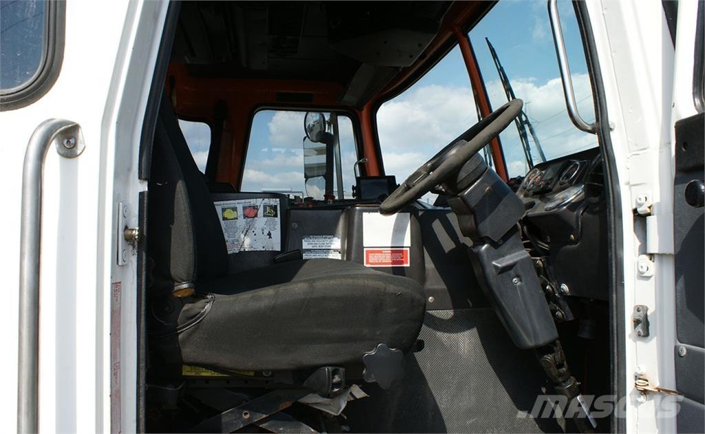 Autocar ACX64 شاحنات المخلفات