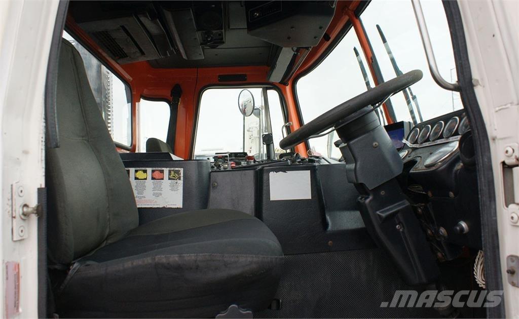 Autocar ACX64 شاحنات المخلفات