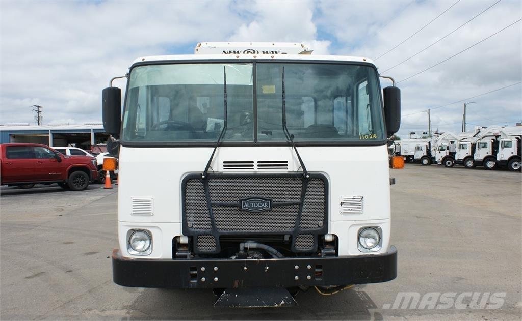 Autocar ACX64 شاحنات المخلفات