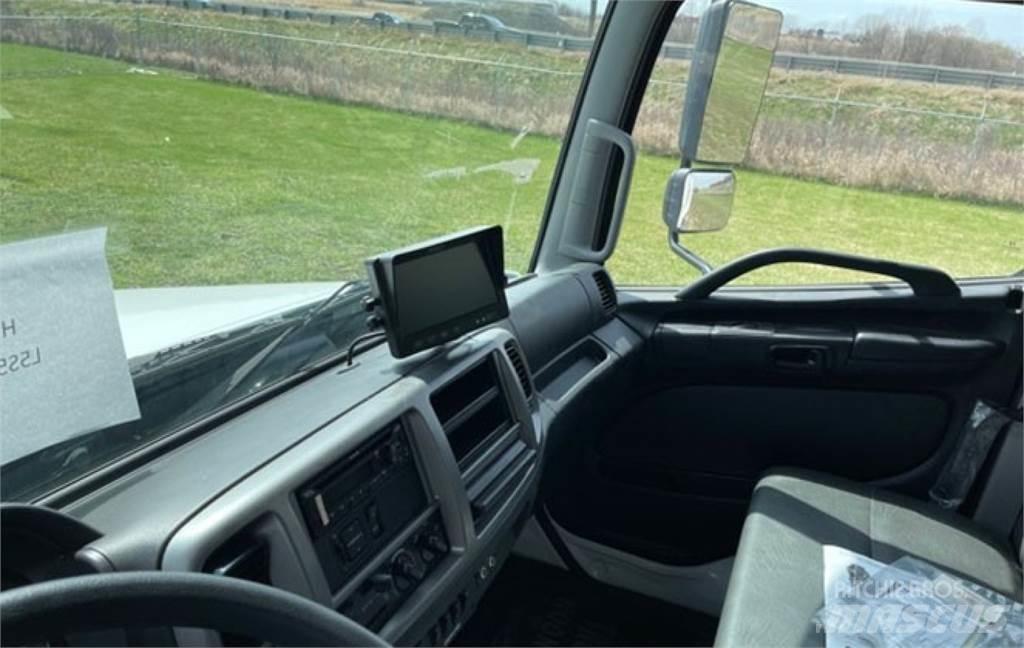 Hino L7 شاحنات المخلفات